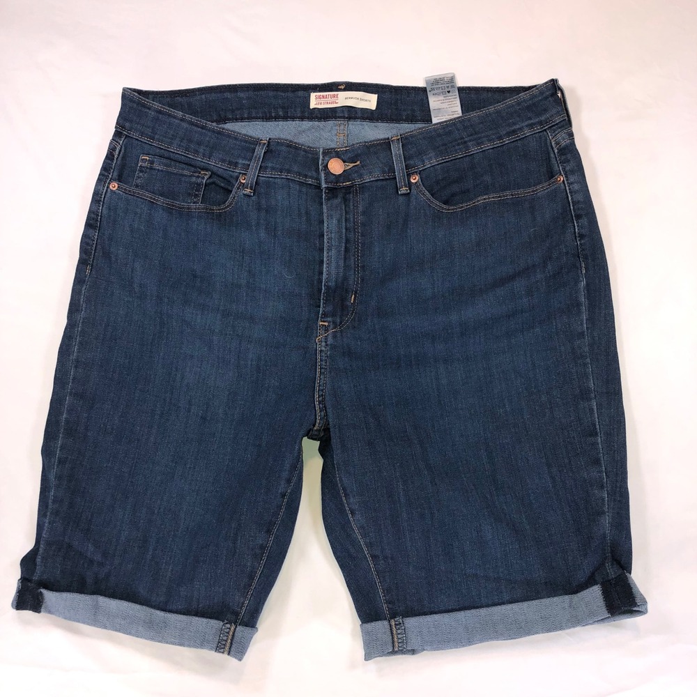 Signature by Levi Strauss Womens Bermuda Shorts Dark Wash Denim Cuffed Stretch
